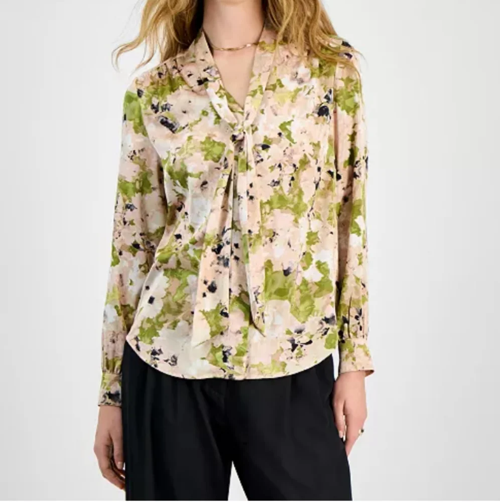 Bar III Women's Floral Tie-Neck Blouse - Picture 2 of 7
